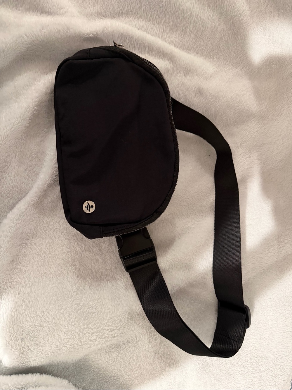 Black Crossbody Sling Bag - Minimal Everyday Carry